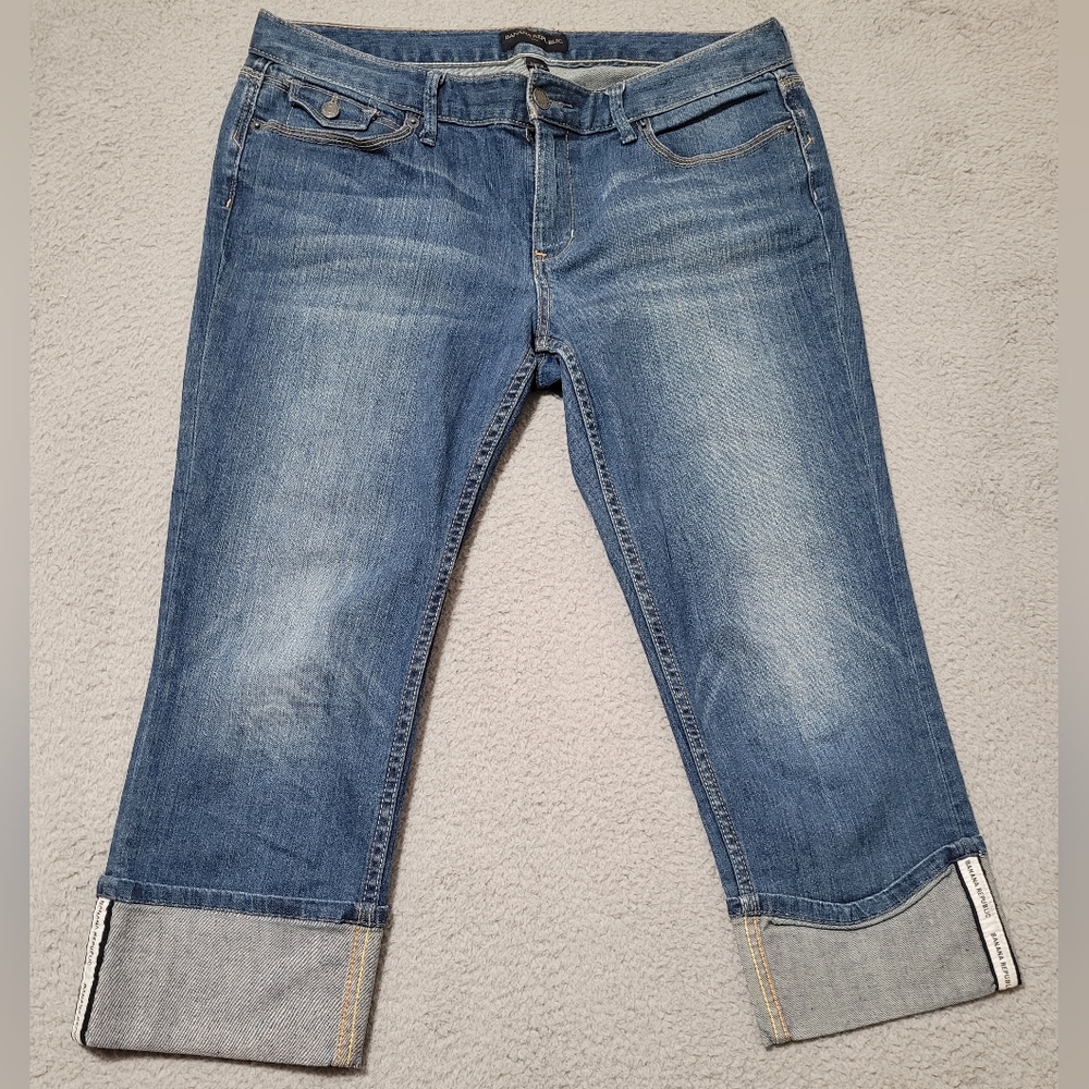 Banana Republic Cuffed Capri Pants Size 30/10R